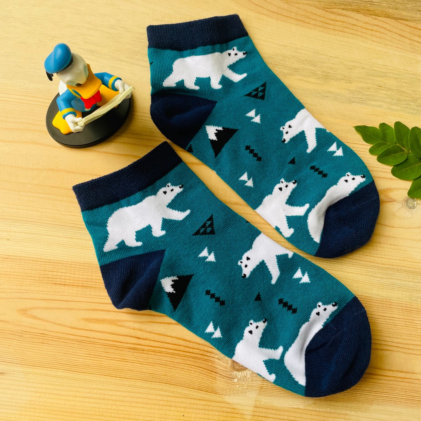 Arctic Explorer Polar Bear Ankle Socks | Lazzy Socks India