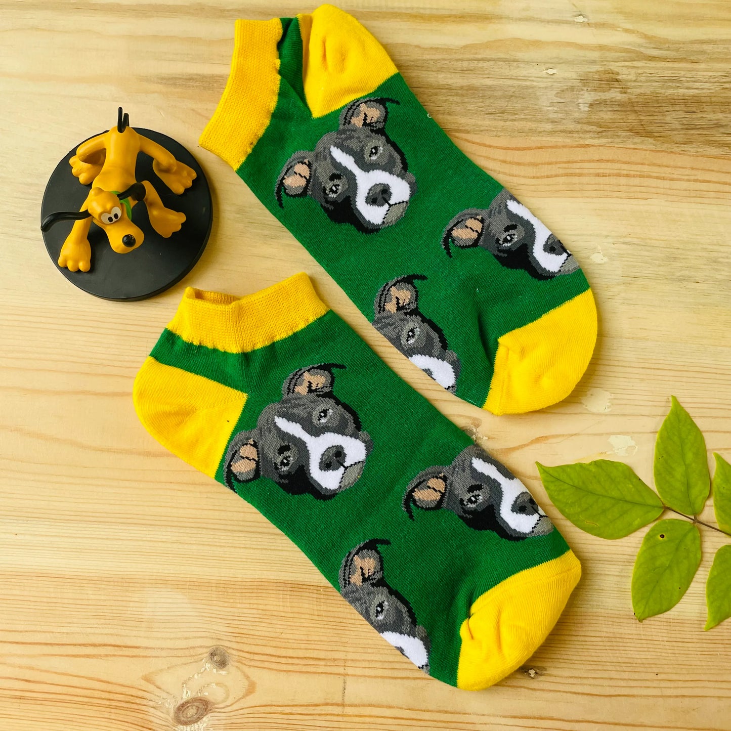 Pit Bull Ankle Socks – Fun Green Dog Print Lazzy Socks India