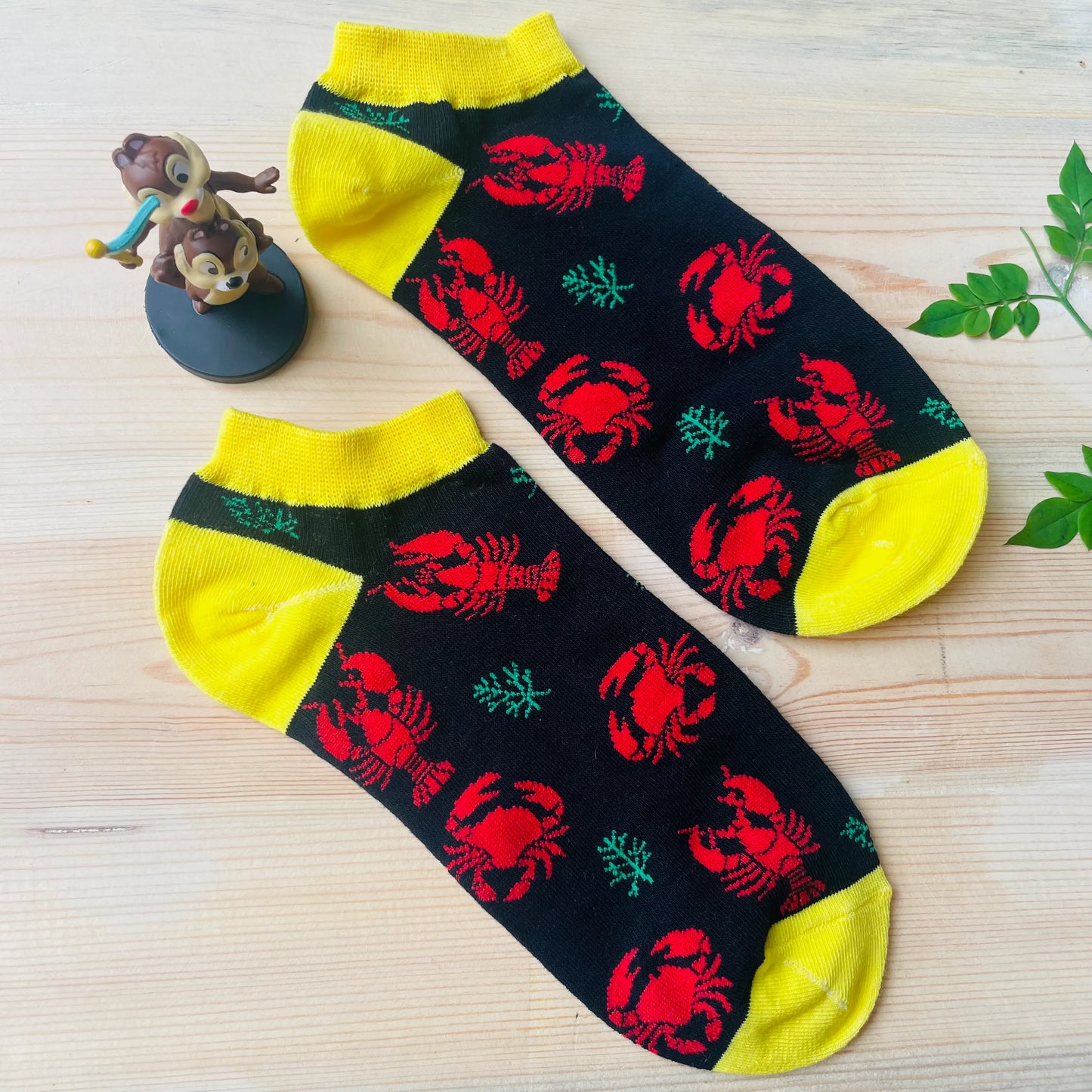 Seafood Fest Ankle Socks – Lobster & Crab Print Lazzy Socks India