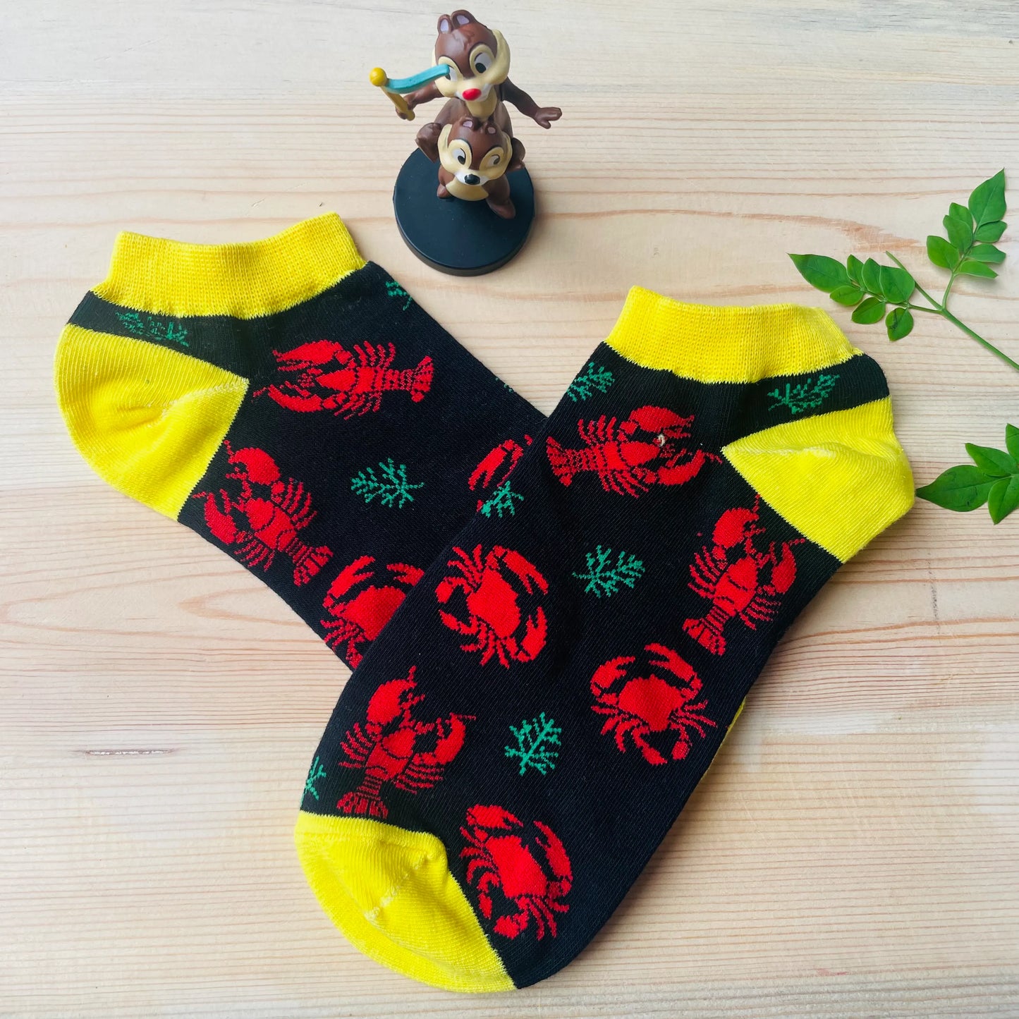 Seafood Fest Ankle Socks – Lobster & Crab Print Lazzy Socks India