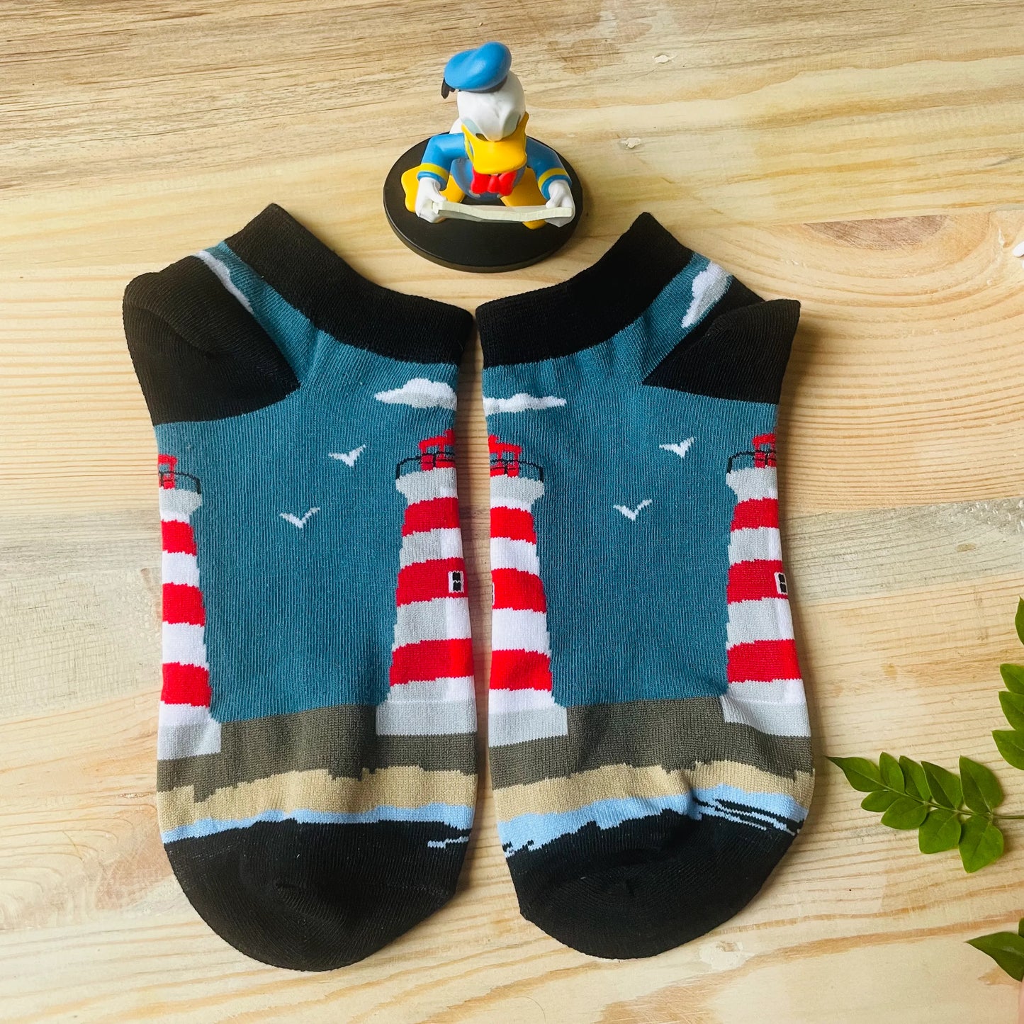 Seaside Lighthouse Ankle Socks – Scenic Nautical Design Lazzy Socks India
