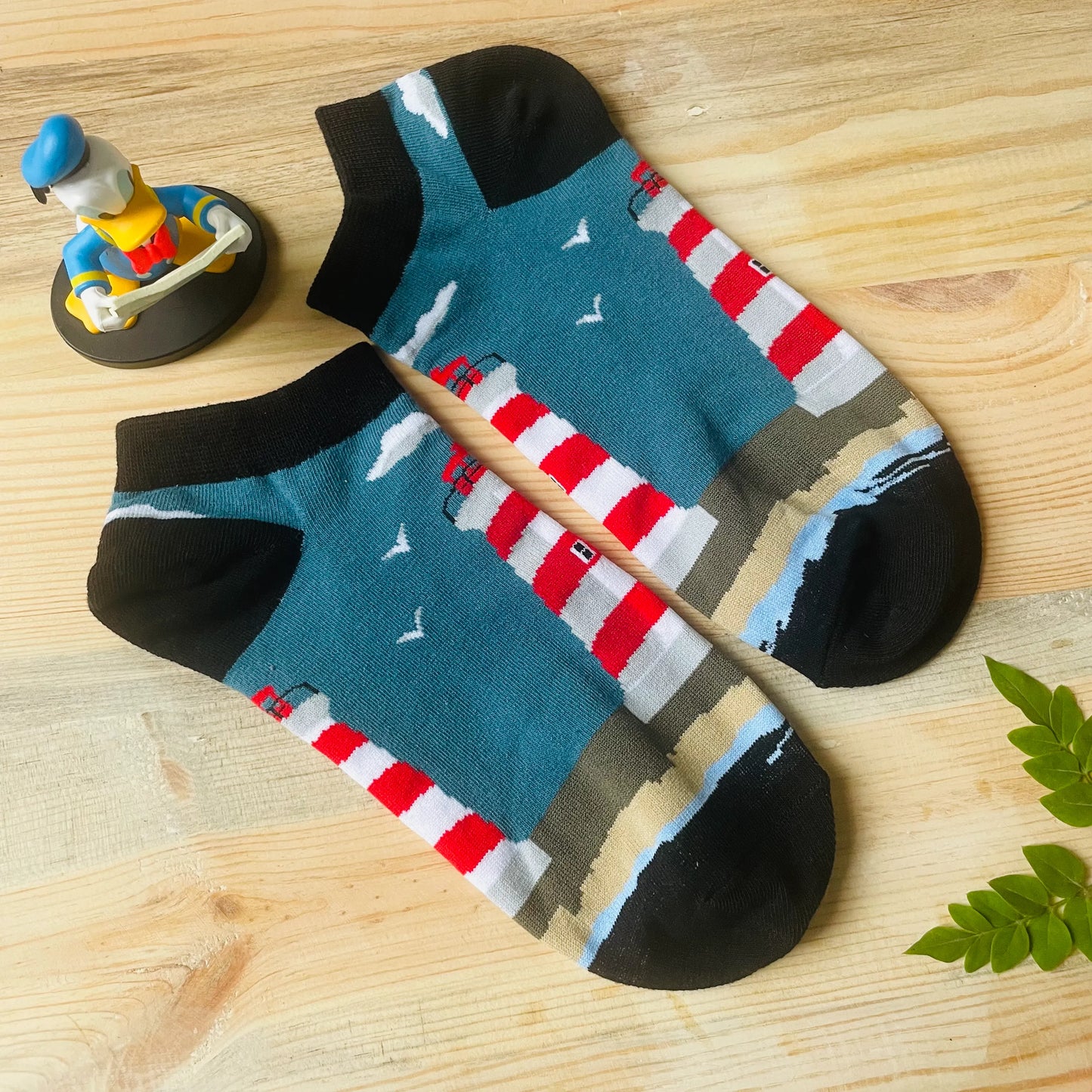 Seaside Lighthouse Ankle Socks – Scenic Nautical Design Lazzy Socks India
