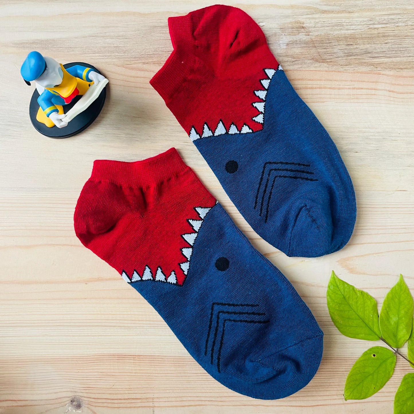 Shark Attack Ankle Socks – Fun 3D Fin Design Lazzy Socks India
