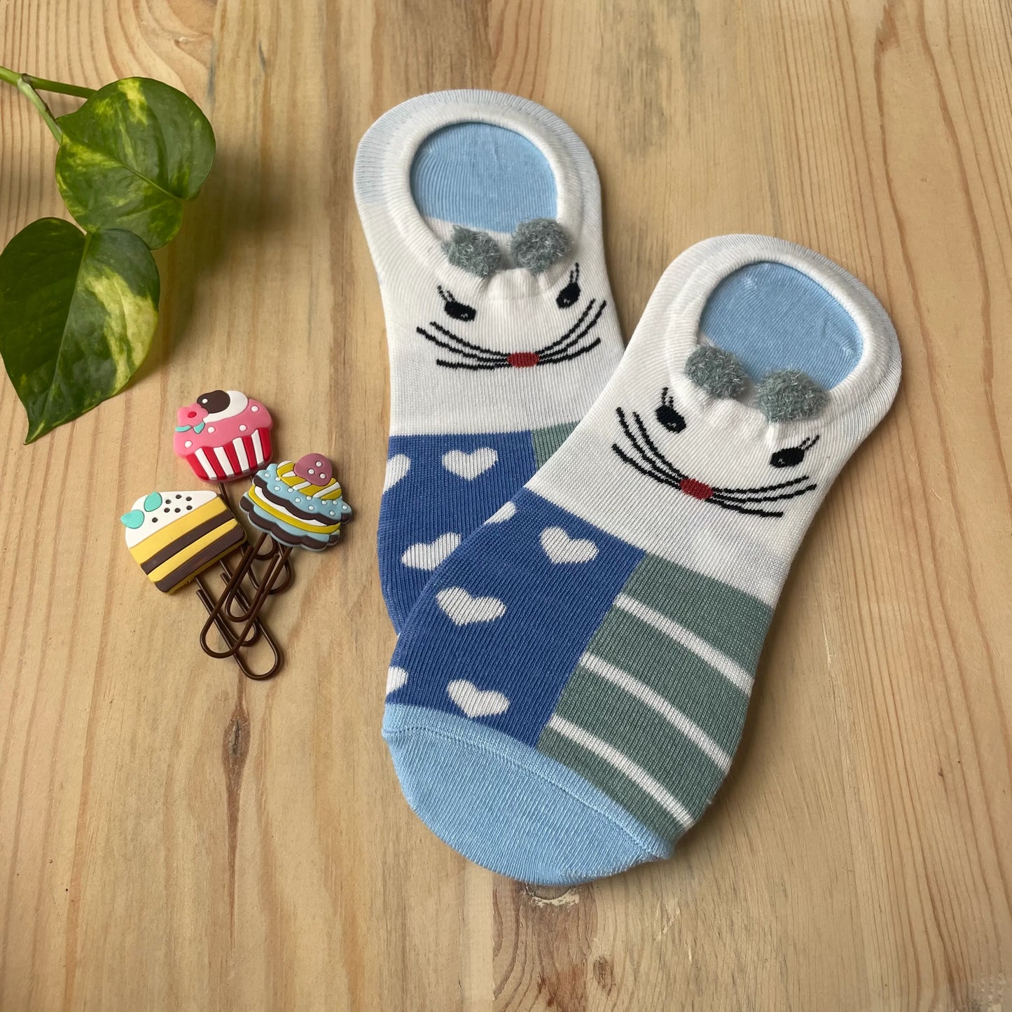 Sly Mouse Patchwork No-Show Socks – Blue Heart & Stripe Design Lazzy Socks India