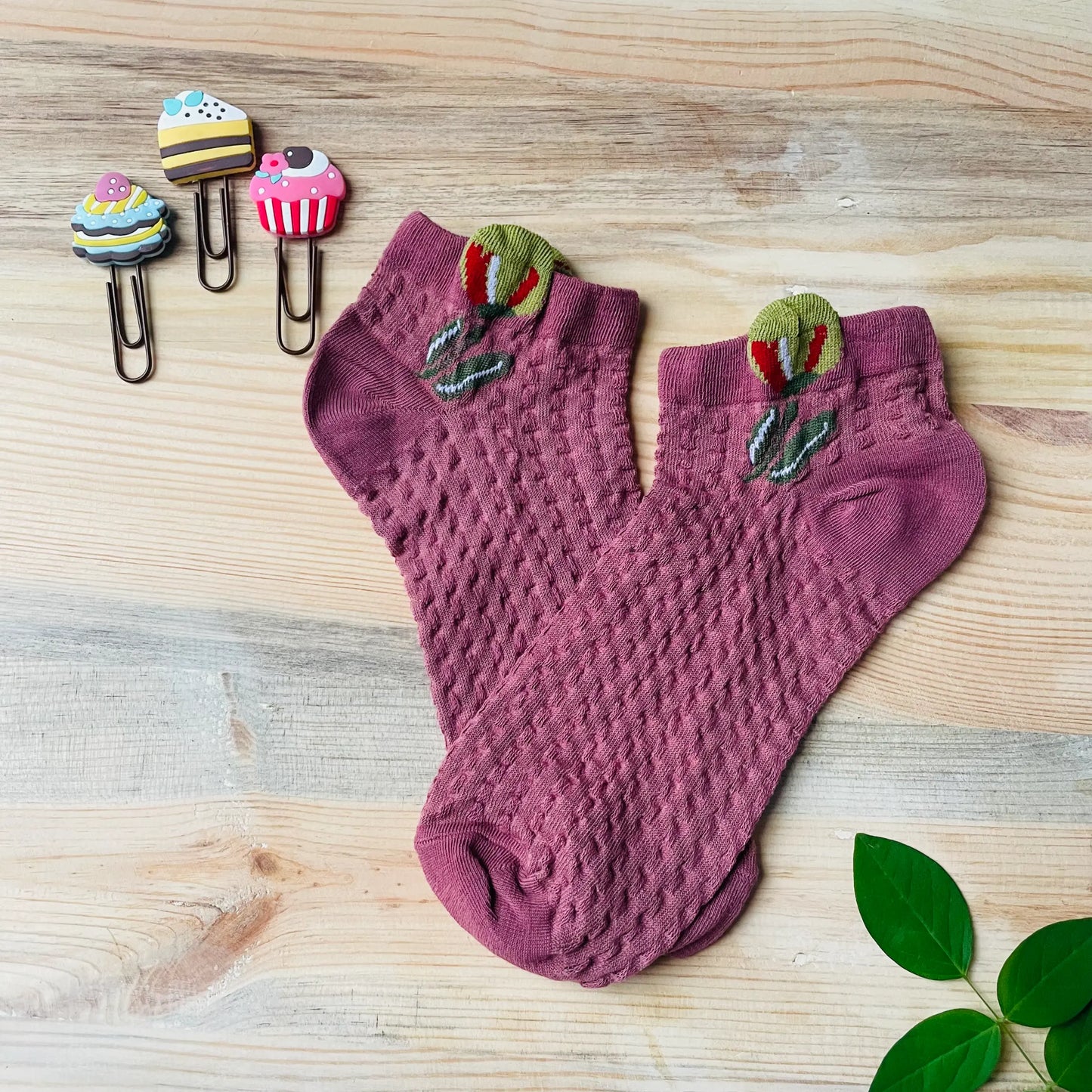 Tulip Bud Textured Ankle Socks (Pack of 2) | Lazzy Socks India
