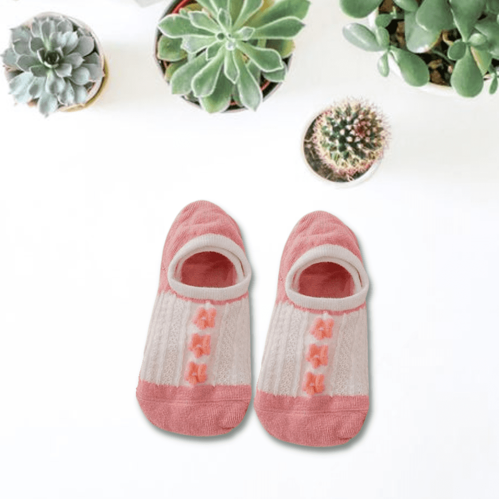 House of Pink Unisex No Show Socks (pack of 4) from lazzy socks