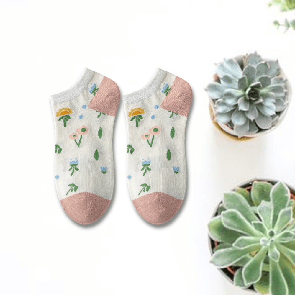 Pink Strawberry And Flowers Unisex Ankle Socks (Pack of 3) from lazzy socks