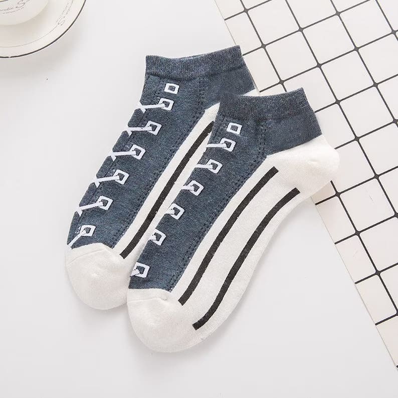 Shoe Style Unisex Ankle Socks (Pack of 3) from lazzy socks