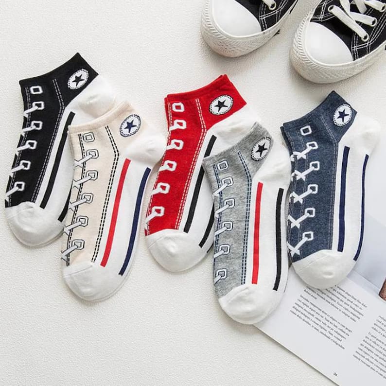 Shoe Style Unisex Ankle Socks (Pack of 3) from lazzy socks