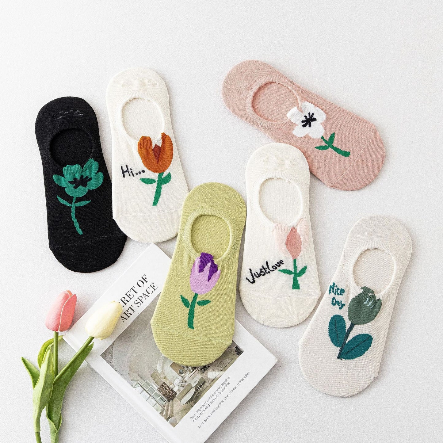 Single Flower Unisex No Show Socks (Pack of 6) from lazzy socks