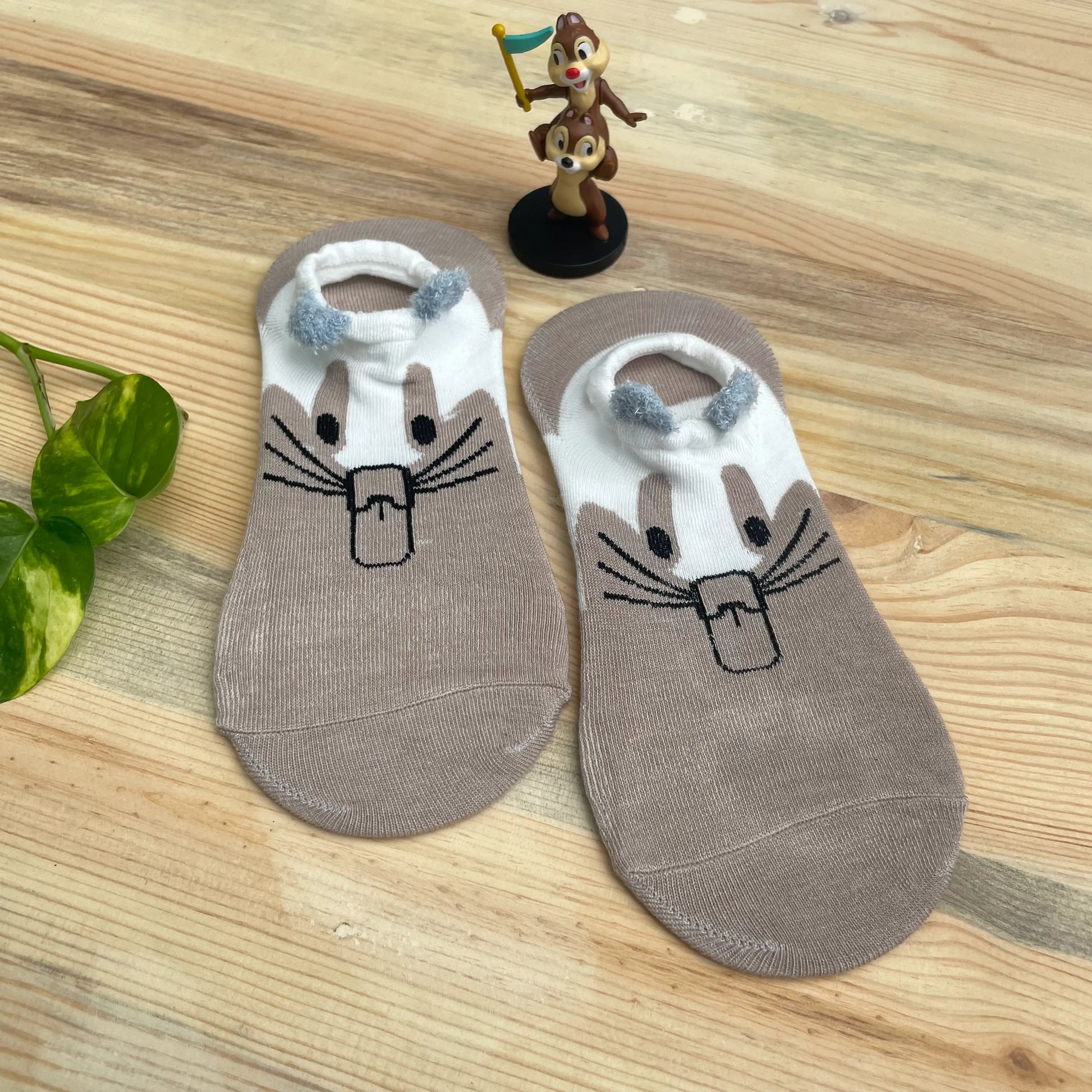 Cute Beaver No-Show Socks – Quirky Animal Design  Lazzy Socks India