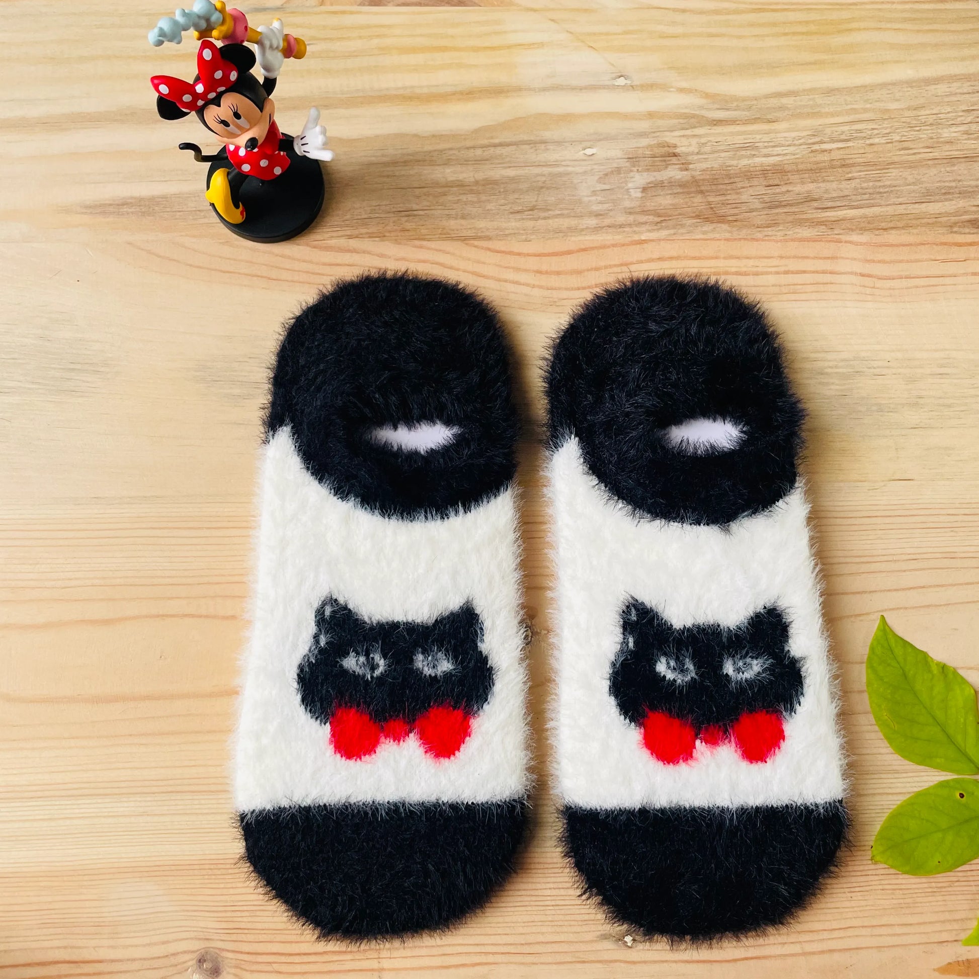 Cute Cat Fuzzy No-Show Socks (Pack of 5) | Lazzy Socks India