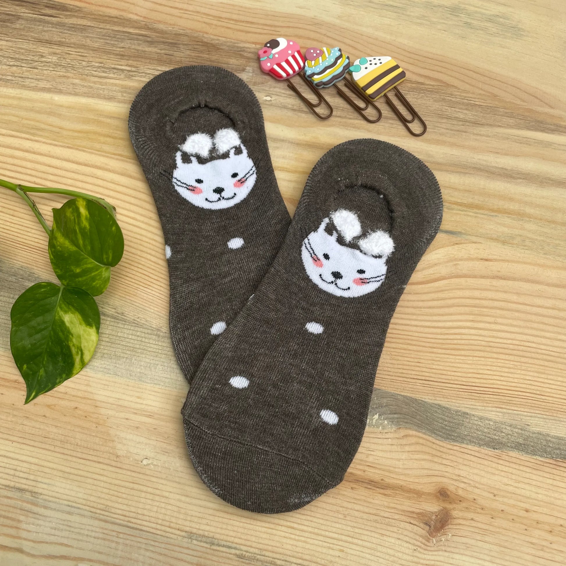 Cute Cat No-Show Socks – Brown Polka Dot Design  Lazzy Socks India