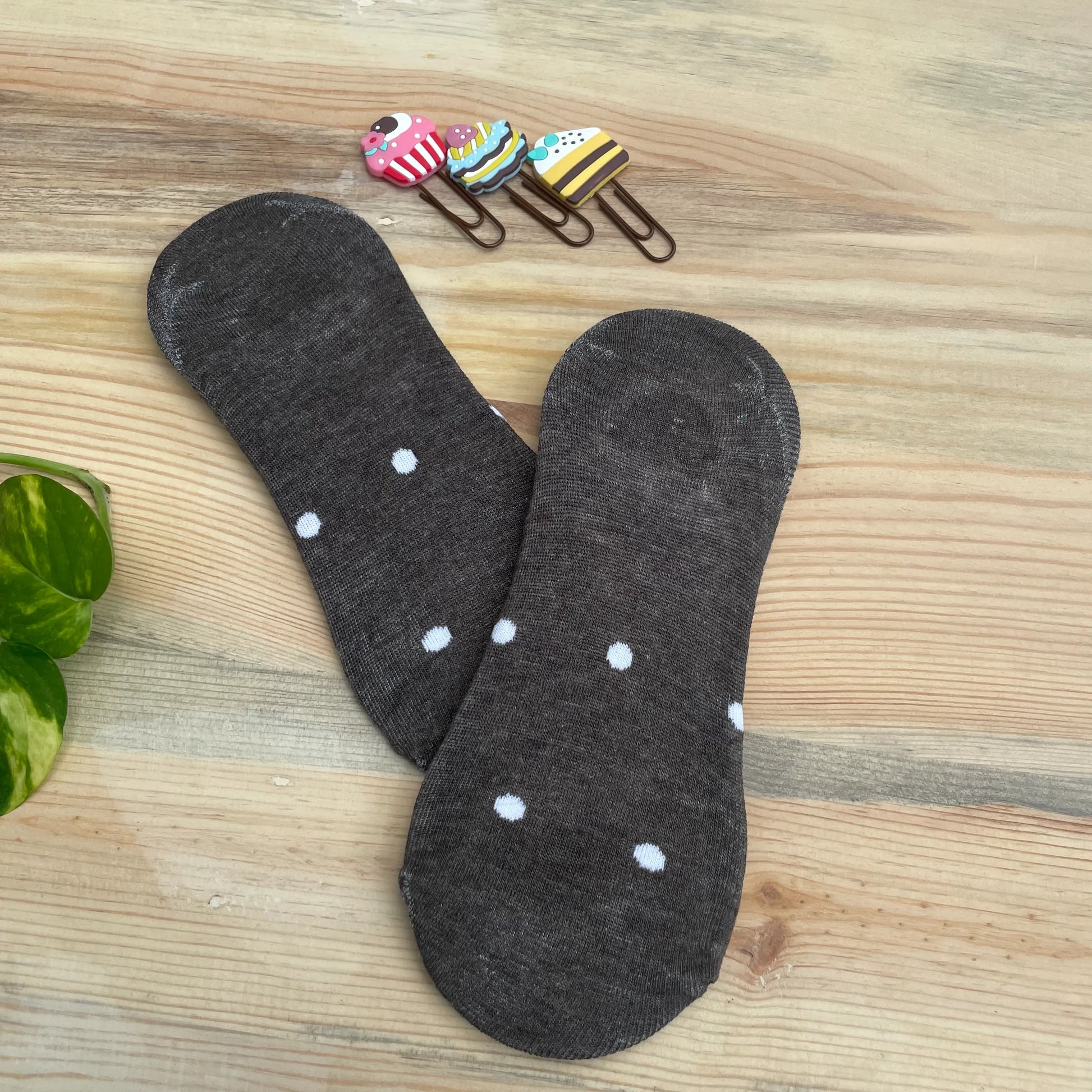 Cute Cat No-Show Socks – Brown Polka Dot Design  Lazzy Socks India