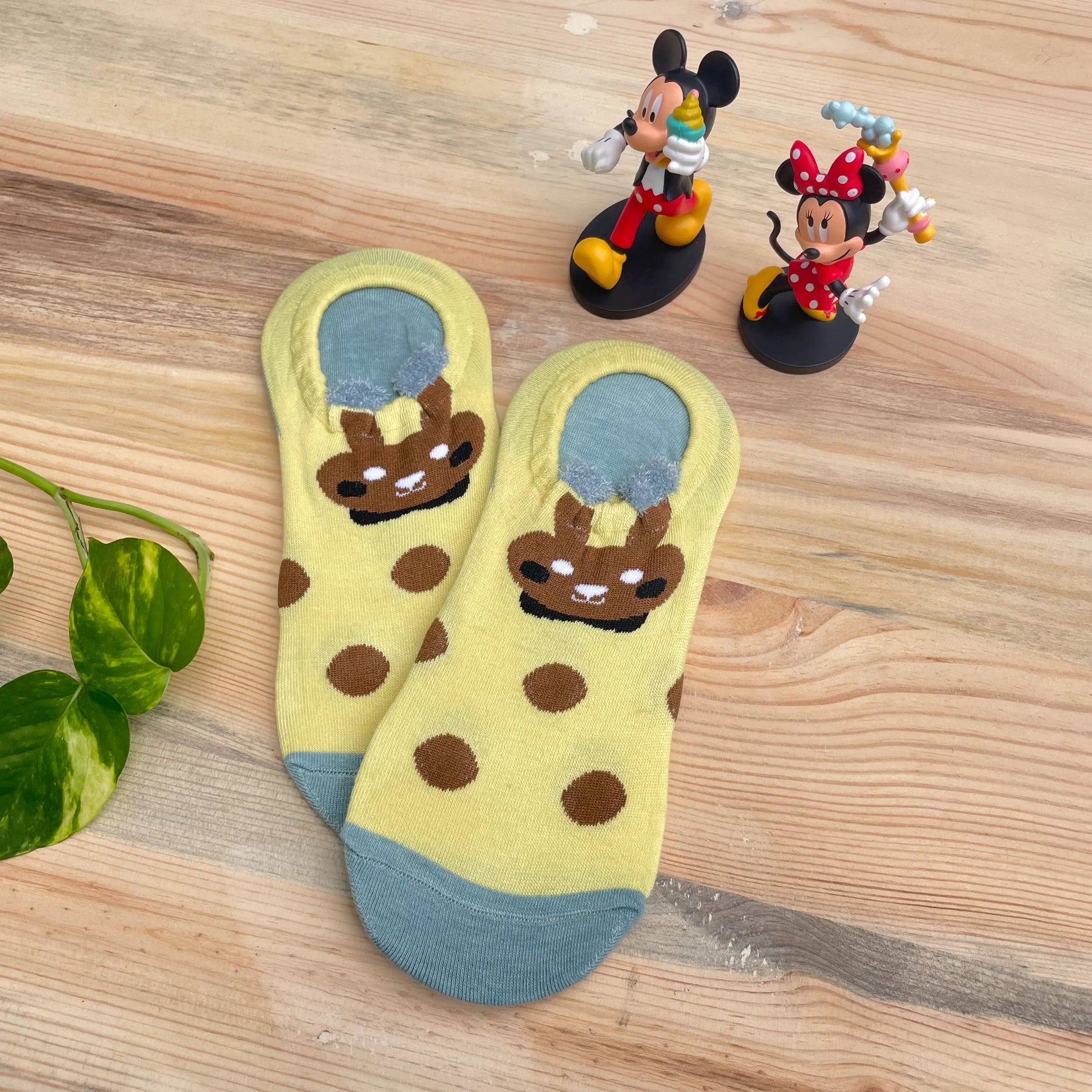 Cute Giraffe No-Show Socks – Yellow Polka Dot Design  Lazzy Socks India