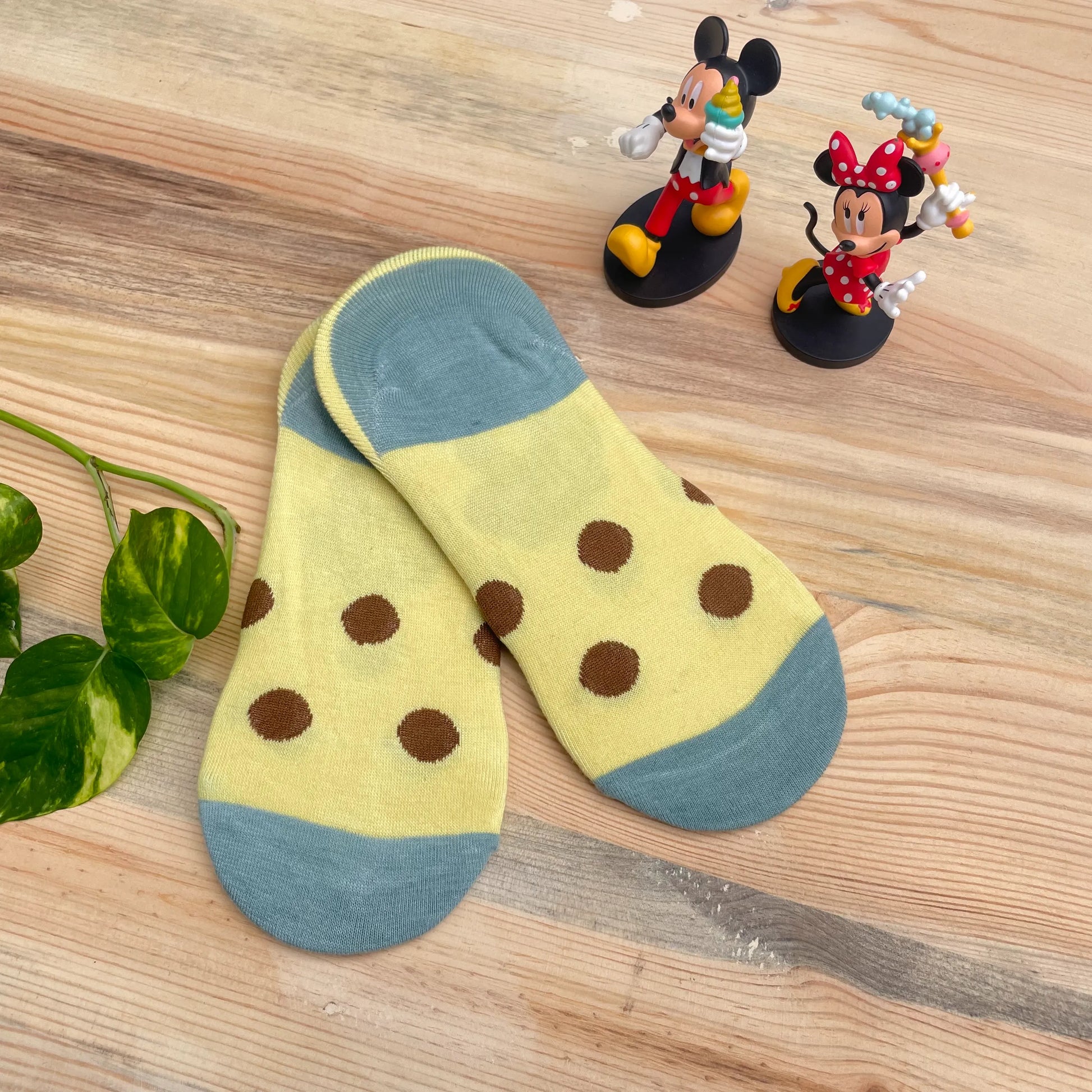 Cute Giraffe No-Show Socks – Yellow Polka Dot Design  Lazzy Socks India