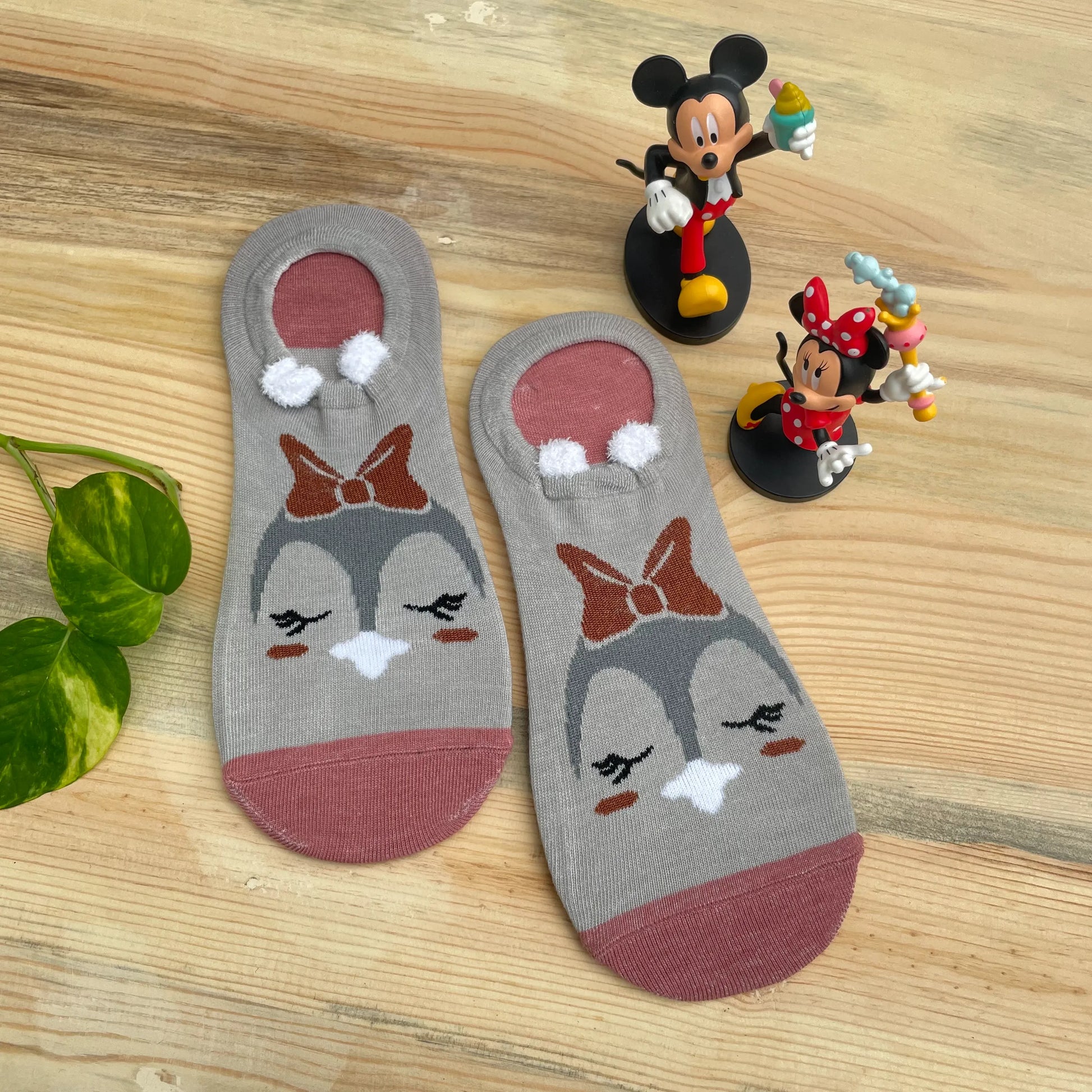 Dapper Penguin No-Show Socks – Stylish Bowtie Design  Lazzy Socks India