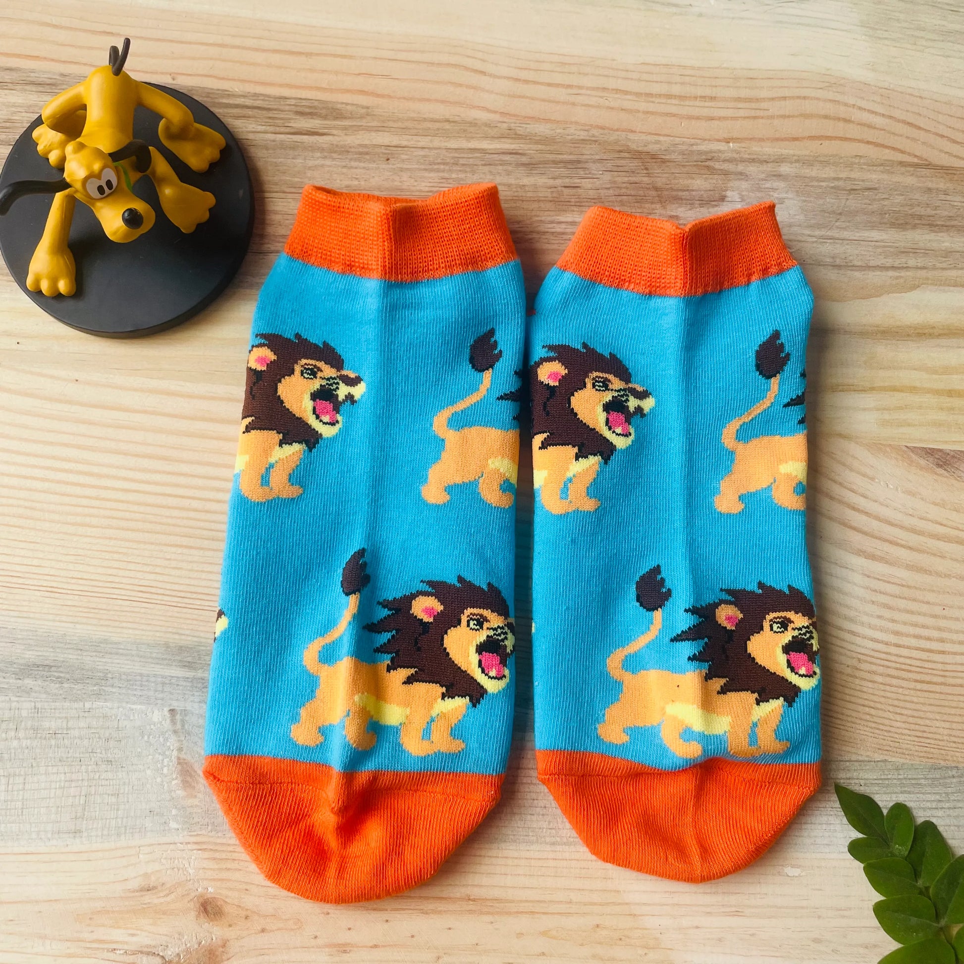 Fierce Lion Ankle Socks – Bold Animal Print  Lazzy Socks India