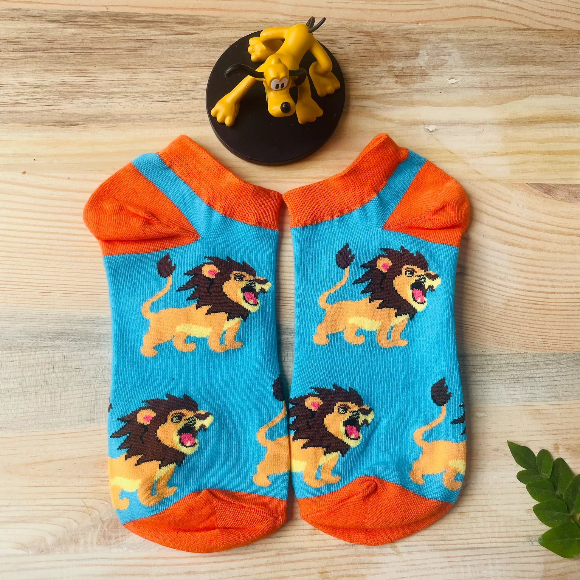 Fierce Lion Ankle Socks – Bold Animal Print  Lazzy Socks India