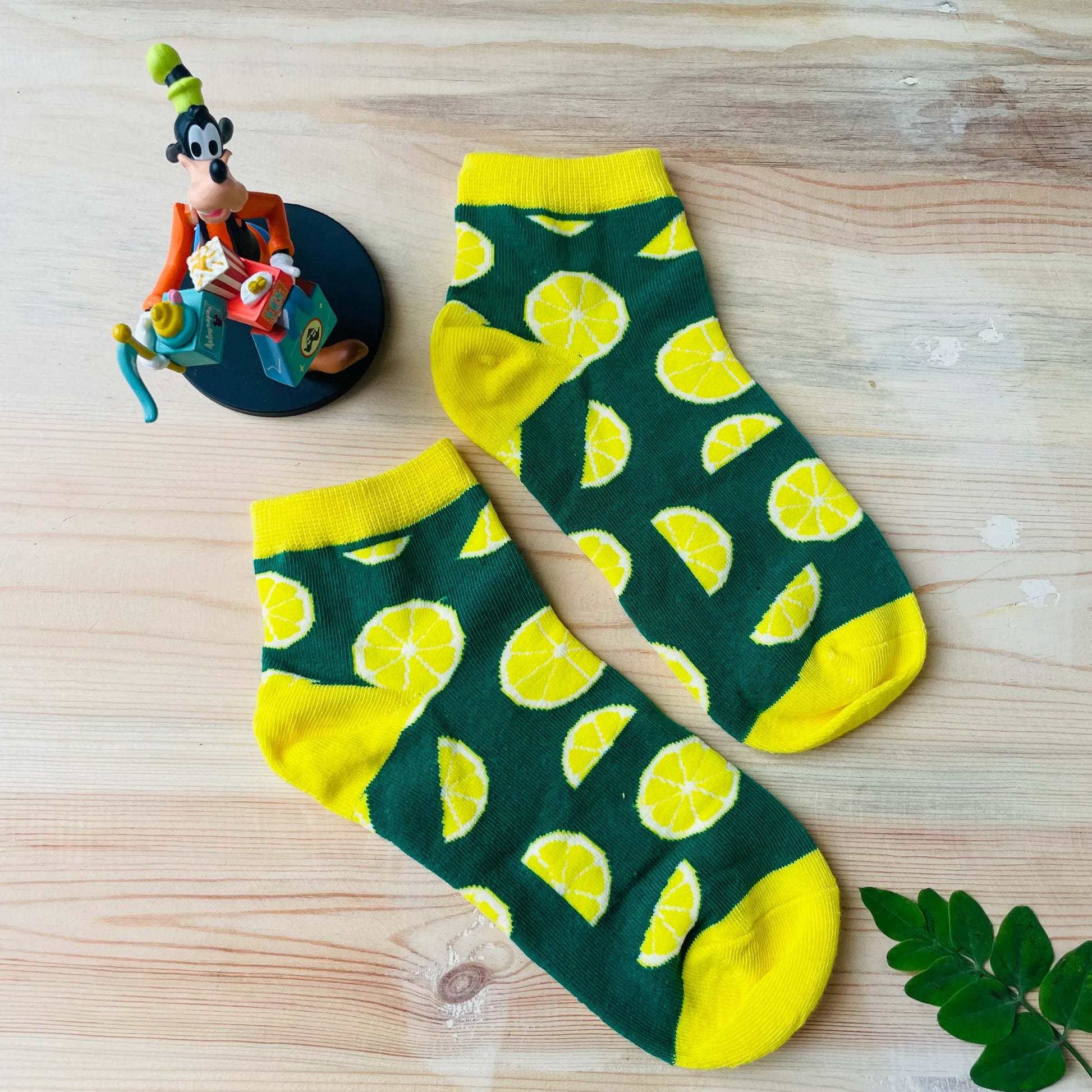 Fresh Lemonade Ankle Socks – Cool Green & Yellow Design | Lazzy Socks India