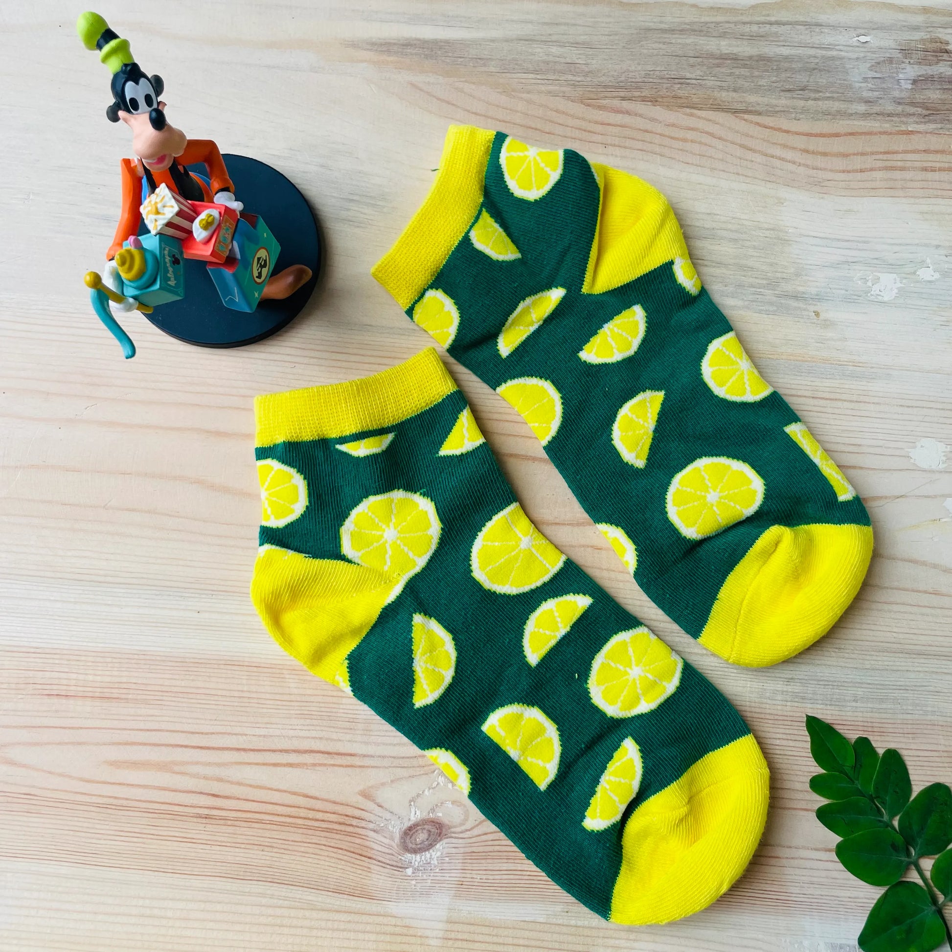 Fresh Lemonade Ankle Socks – Cool Green & Yellow Design | Lazzy Socks India