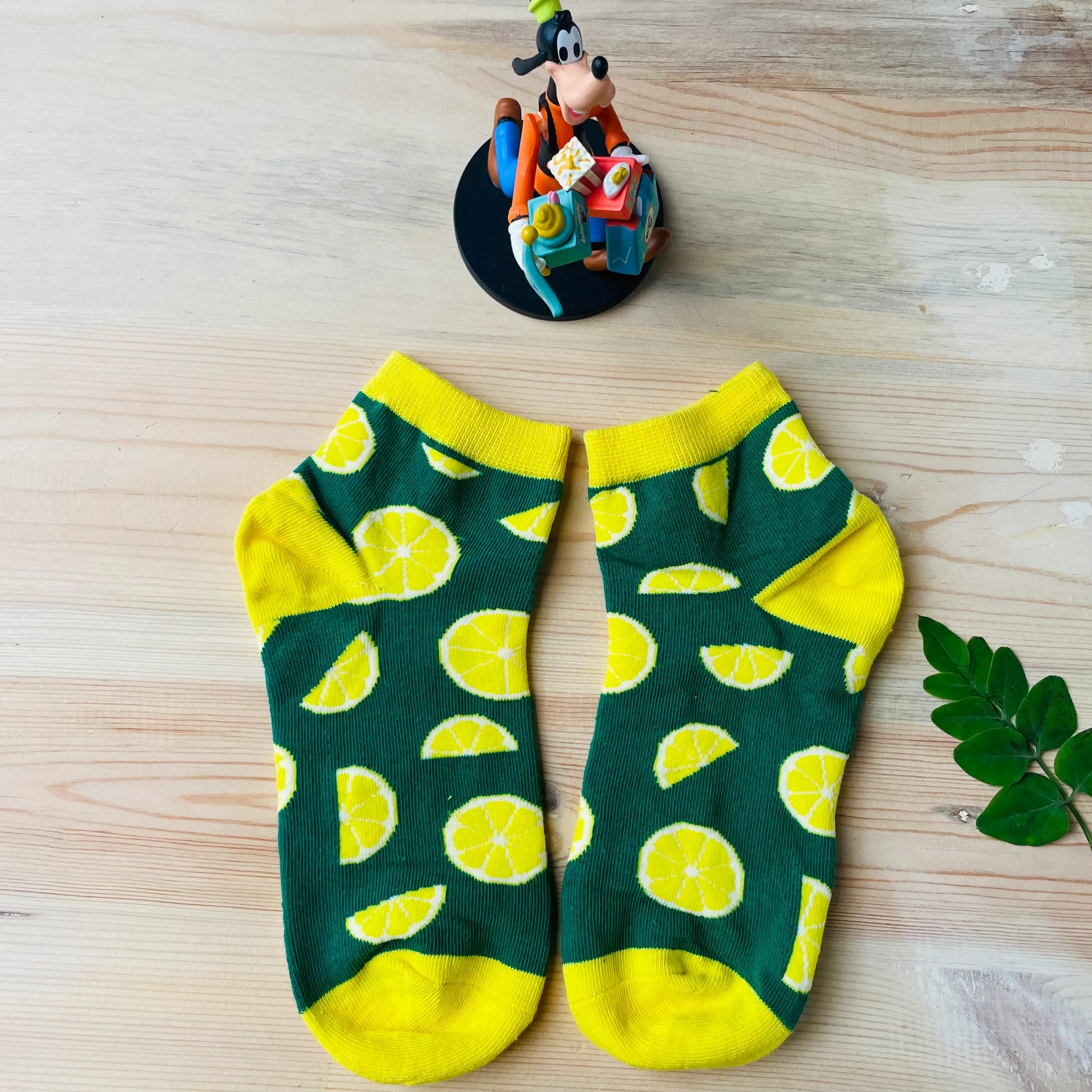 Fresh Lemonade Ankle Socks – Cool Green & Yellow Design | Lazzy Socks India