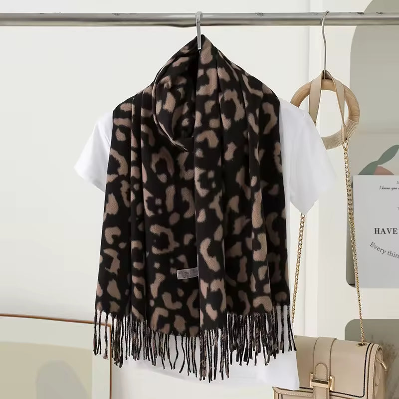 Luxury Soft-Touch Leopard Print Winter Scarf with Fringe – 75 x 180 cm