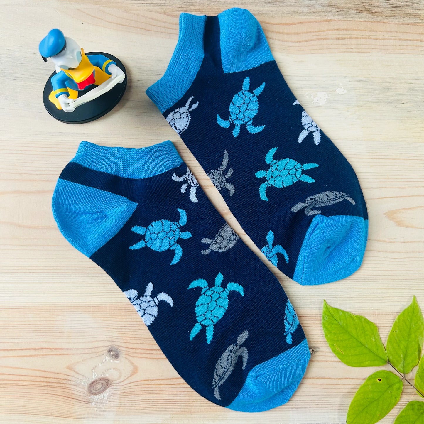 Sea Turtle Swim Ankle Socks – Cool Ocean Animal Design  Lazzy Socks India