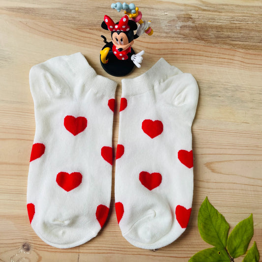 Sweetheart Ankle Socks – Classic Red Heart Pattern  Lazzy Socks India