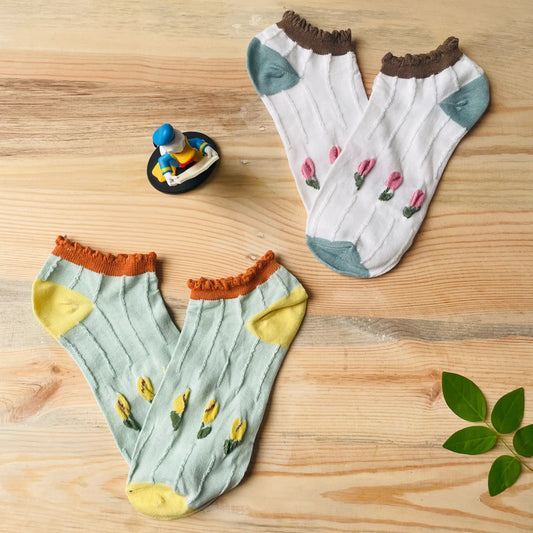 Textured Tulip Garden Ankle Socks (Pack of 2) | Lazzy Socks India