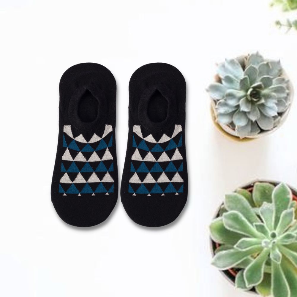 Upgrade Your Style with Polka Dot & Geometric Unisex No Show Socks | Lazzy Socks