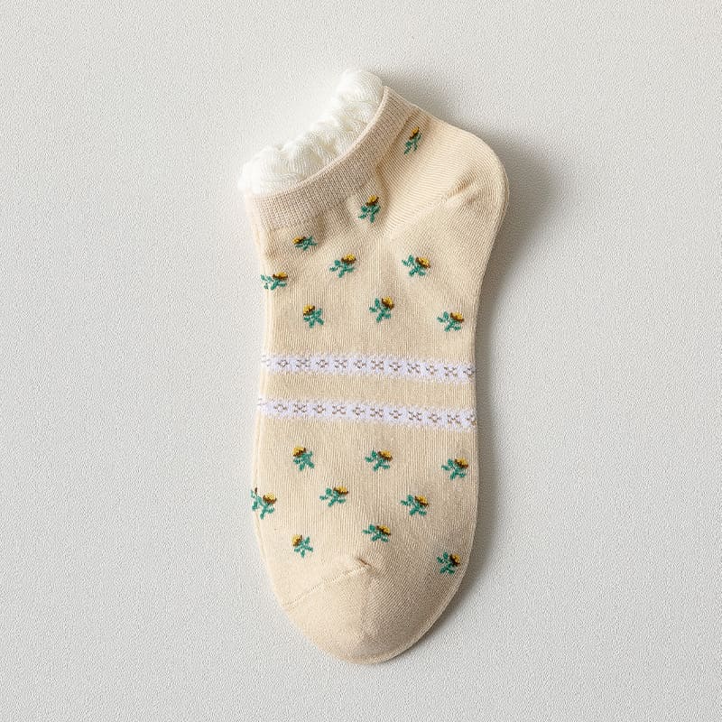 Cute Flower And Tree Unisex Ankle Socks (Pack of 2) from lazzy socks