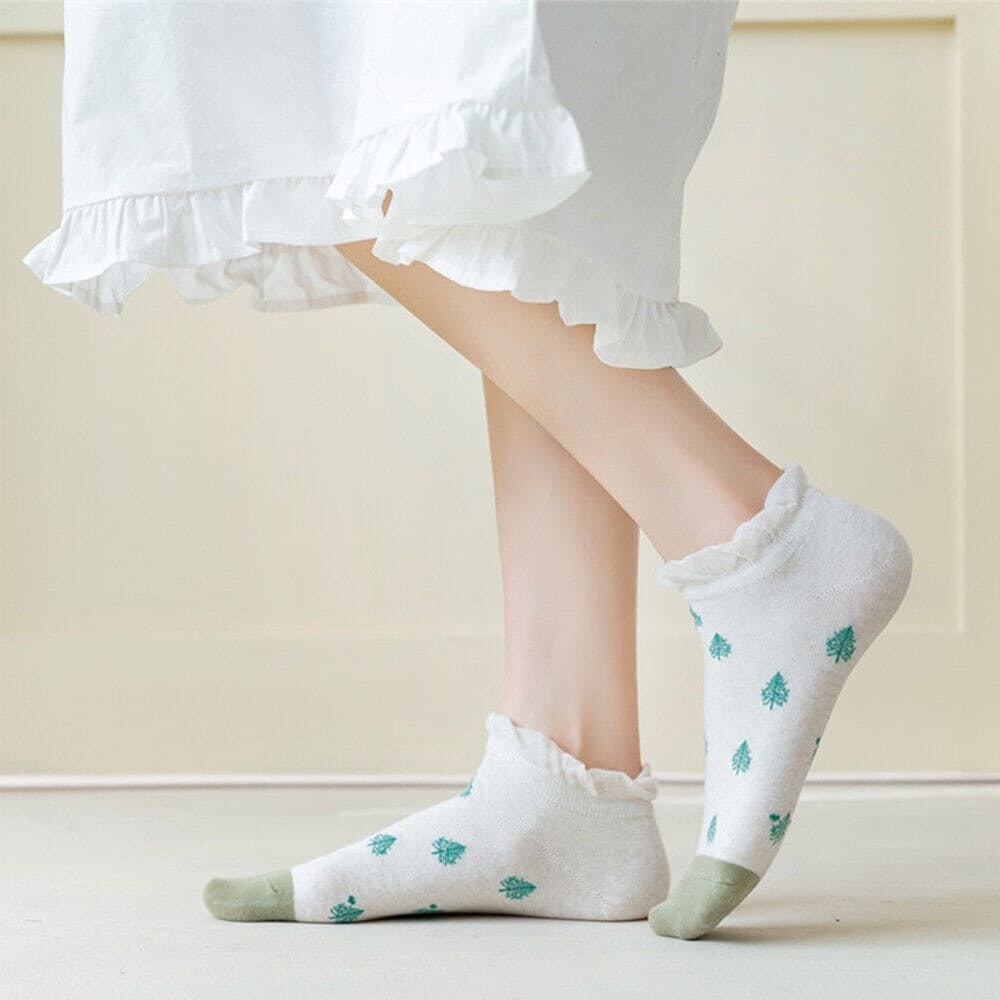Cute Flower And Tree Unisex Ankle Socks (Pack of 2) from lazzy socks