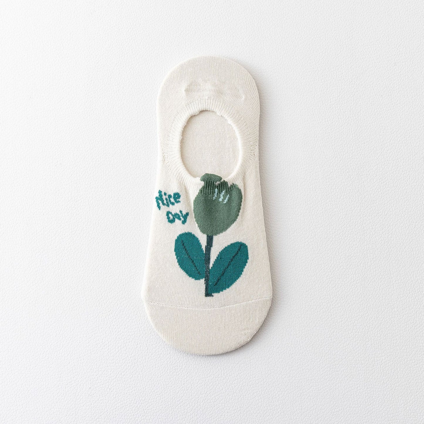 Single Flower Unisex No Show Socks (Pack of 6) from lazzy socks
