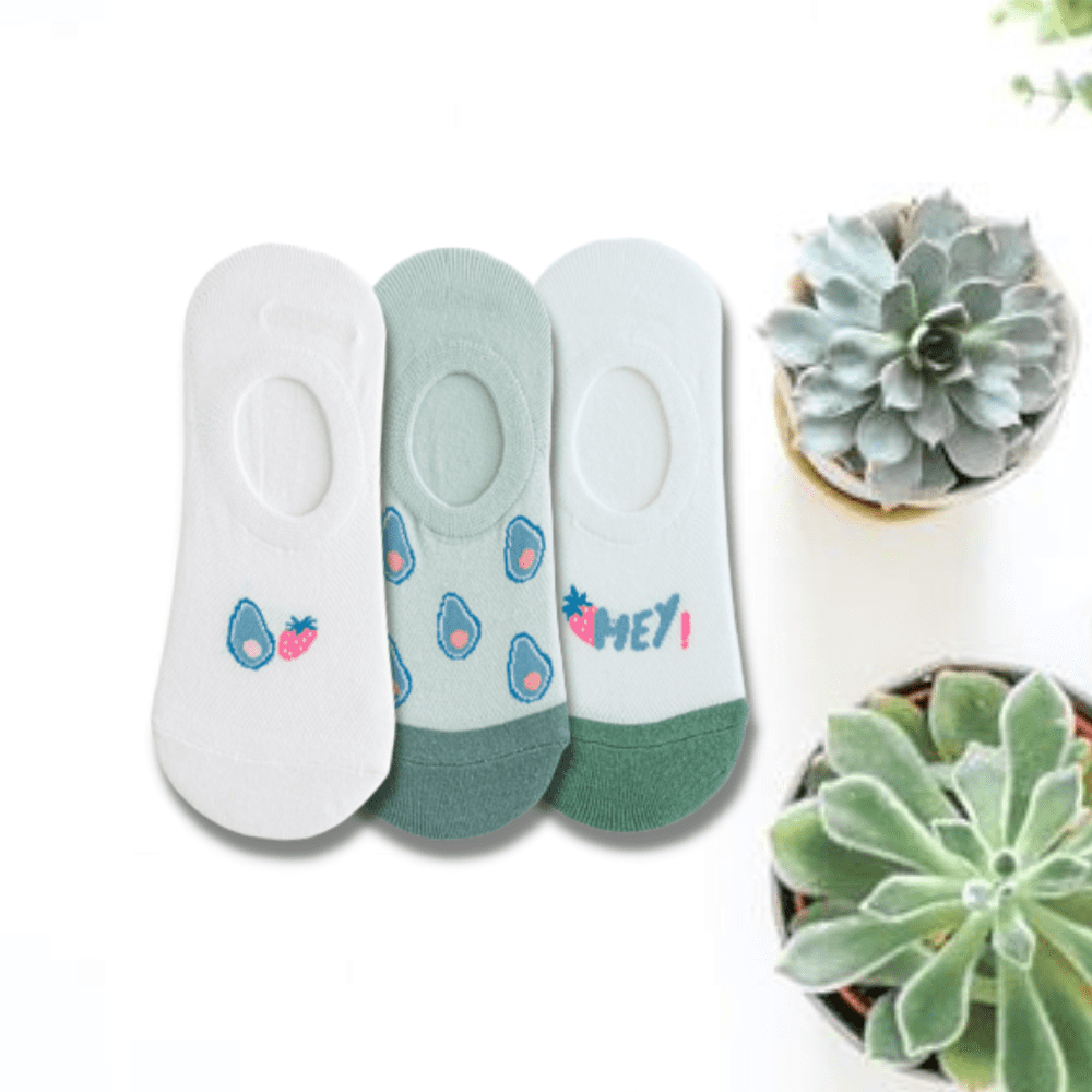 Strawberry & Avocado Unisex No Show Socks (pack of 3) From lazzy socks (1)