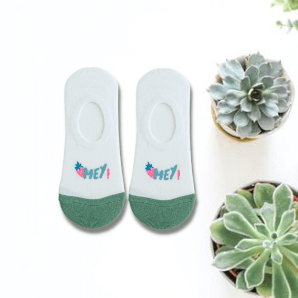Strawberry & Avocado Unisex No Show Socks (pack of 3) From lazzy socks (1)